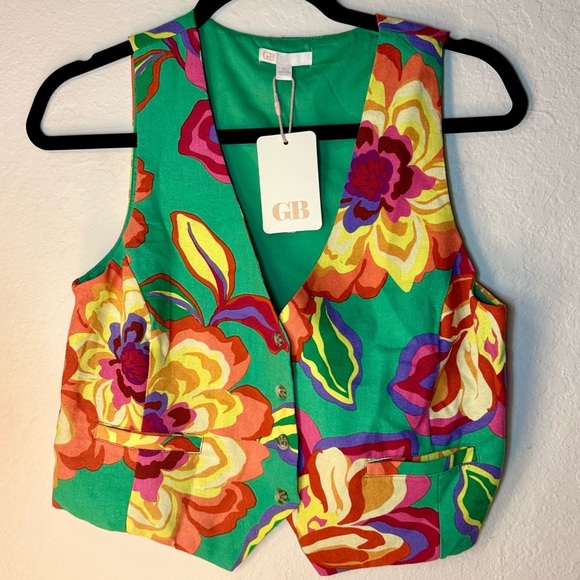 From GB, Floral Vest - Picture 8 of 9